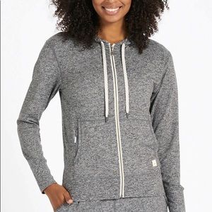 Vuori Performance Hoodie